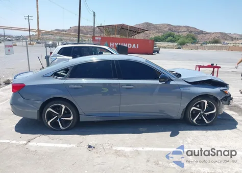 2022 Honda Accord Hybrid Sport z USA, uszkodzony, nr VIN 1HGCV3F24NA012714